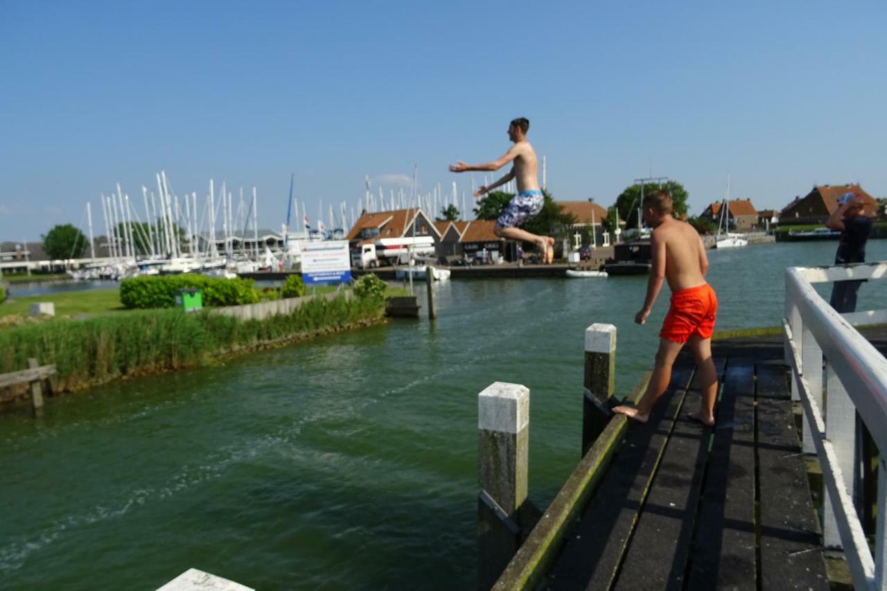 vakantiehuisgalamadammen Koudum Buitenkant foto
